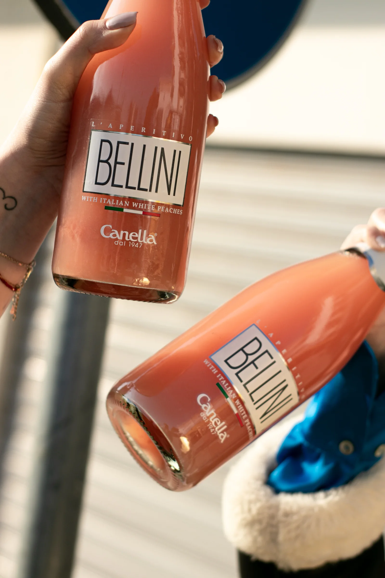 차갑게 즐기는 Canella Bellini 병